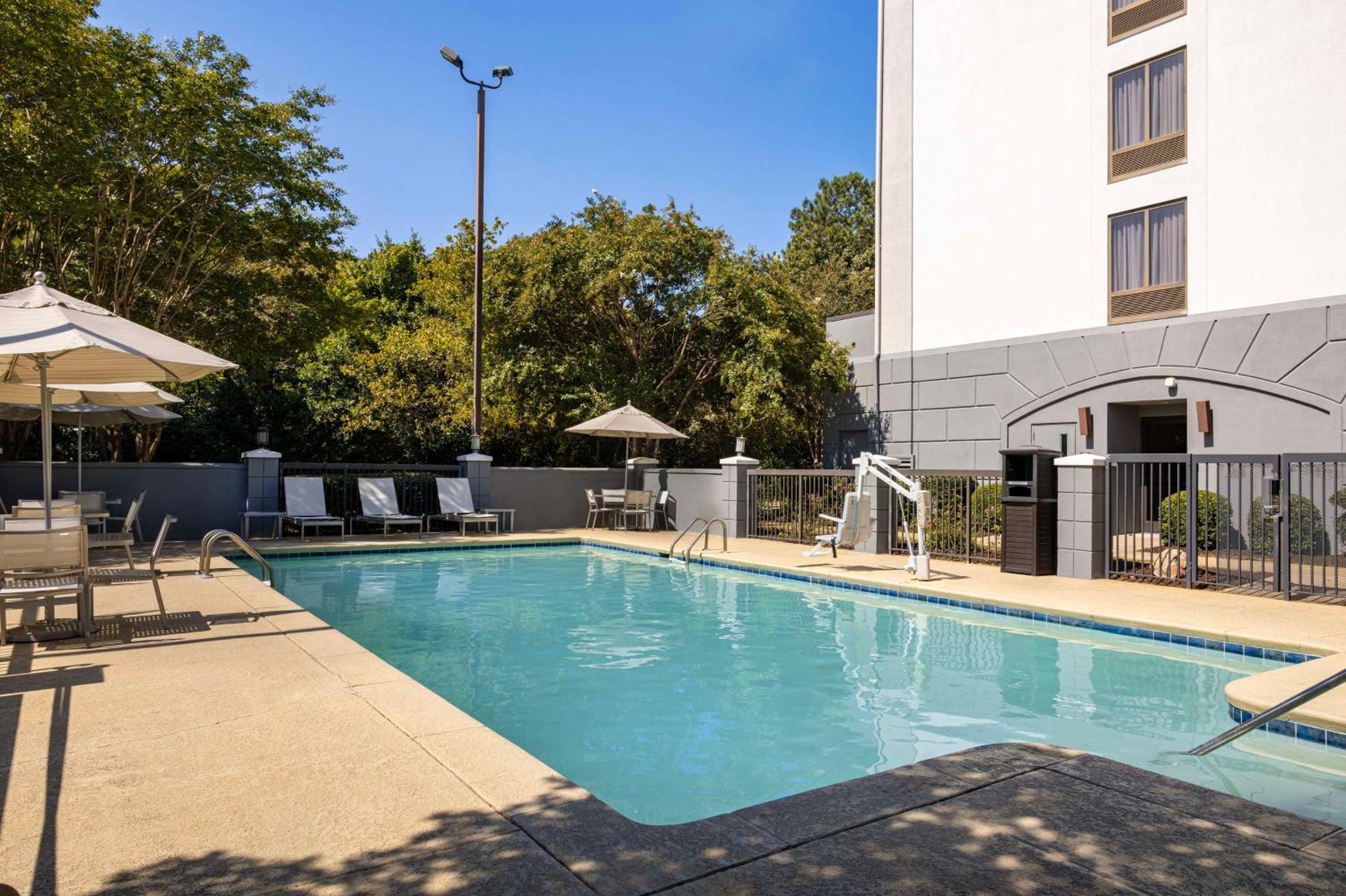Hyatt Place Atlanta Airport South Esterno foto